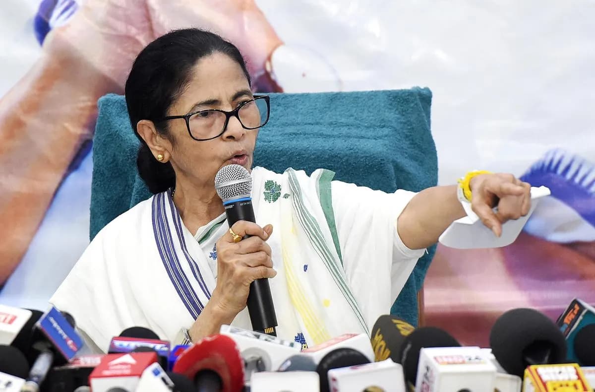 West Bengal Bypolls: Nandigram Contest Enters Fresh Phase as Mamata Backs Congress Candidate