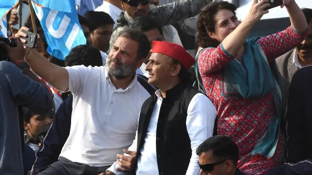 UP 2027 Politics: Opposition Sees Opportunity as SP-Congress Alliance Faces Seat-Sharing Test