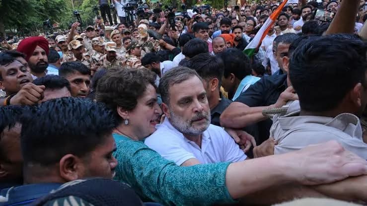 Indian opposition leader Rahul Gandhi detained over election chief protest