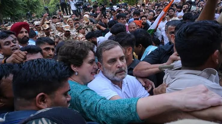 Indian opposition leader Rahul Gandhi detained over election chief protest