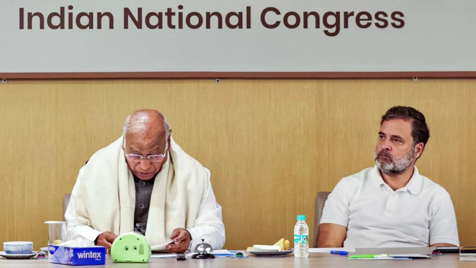 INDIA Bloc Announces November 1 Mega Rally at Delhi’s Ramlila Maidan Over SIR and Election Commission