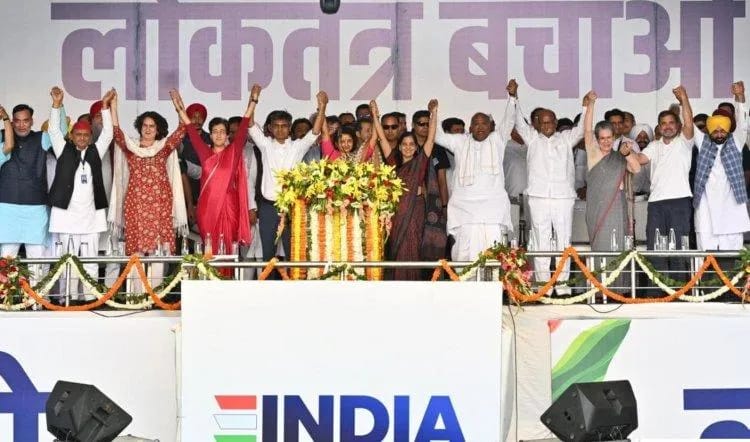 INDIA Bloc Gears Up for November 1 Mega Protest in Delhi: Rahul Gandhi's Appeal, 10 Lakh Target and Massive Preparations