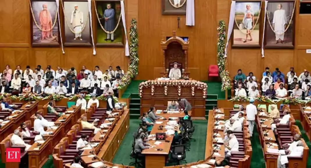 Parliament Politics in Karnataka: Parties, Representation and the State’s Role in National Politics Parliament Politics in Karnataka: Parties, Representation and the State’s Role in National Politics