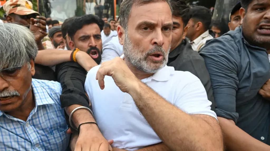 CJP Returns to Jantar Mantar as Rahul Gandhi Leads Congress’s Protest Offensive CJP Returns to Jantar Mantar as Rahul Gandhi Leads Congress’s Protest Offensive