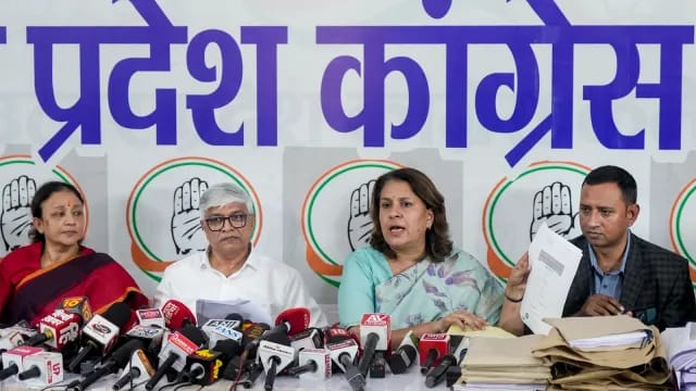 Congress Flags Over 16,000 Alleged Voter Roll Irregularities in UP’s Pilibhit Sadar Ahead of SIR Draft Roll Congress Flags Over 16,000 Alleged Voter Roll Irregularities in UP’s Pilibhit Sadar Ahead of SIR Draft Roll