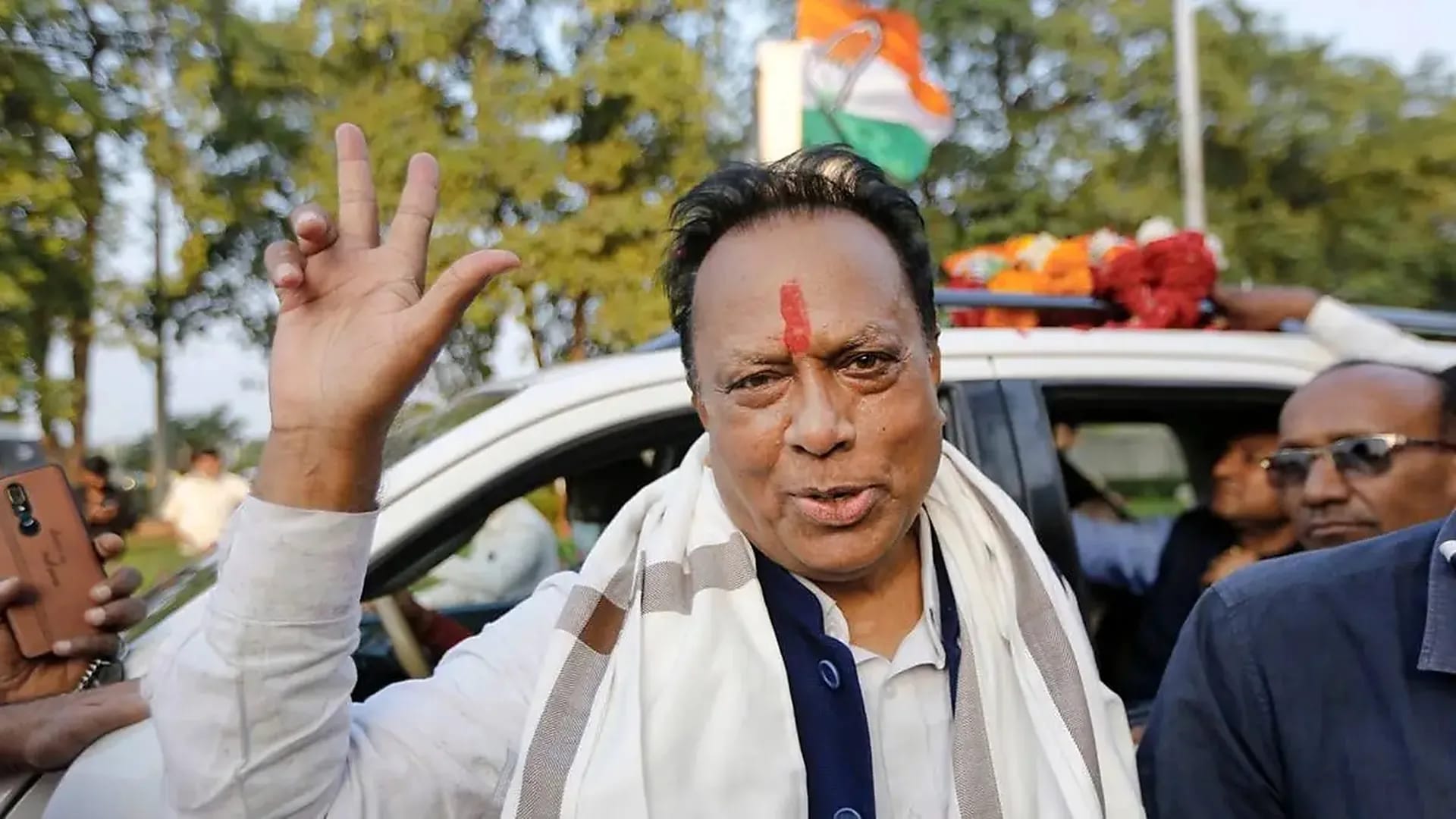 Gujarat Congress Questions Police Handling of FIR Naming Jagdish Thakor in Land Dispute Gujarat Congress Questions Police Handling of FIR Naming Jagdish Thakor in Land Dispute